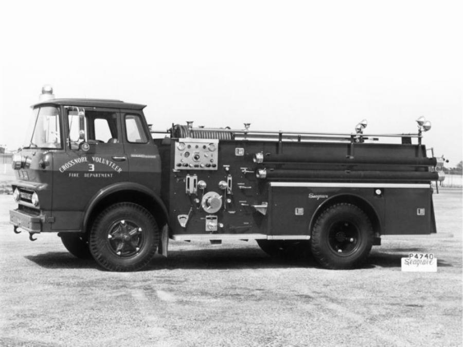  GMC L5000 Seagrave Firetruck 1964 года  (фото 1 из 2)